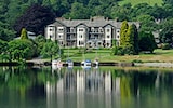 Beautiful British hotel by lake
